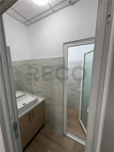 RECO Hala industriala + birouri de inchiriat  centura   Oradea - foto 11