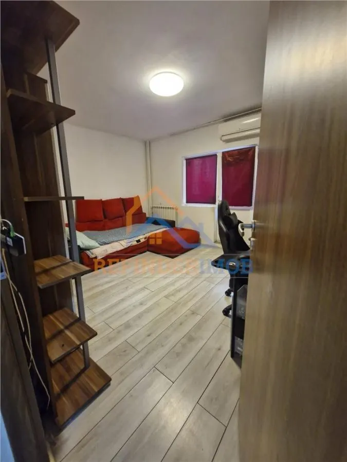 Vanzare 3 camere Vitan-Mall Vitan 78mp - foto 2