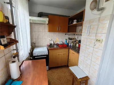 Apartament 2 camere in Ploiesti, zona Democratiei - foto 12