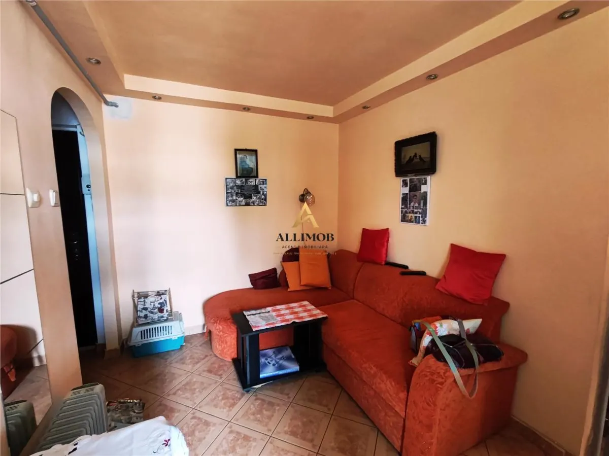 Apartament 2 camere in Ploiesti, zona Democratiei - foto 8