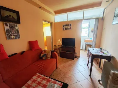 Apartament 2 camere in Ploiesti, zona Democratiei - foto 9