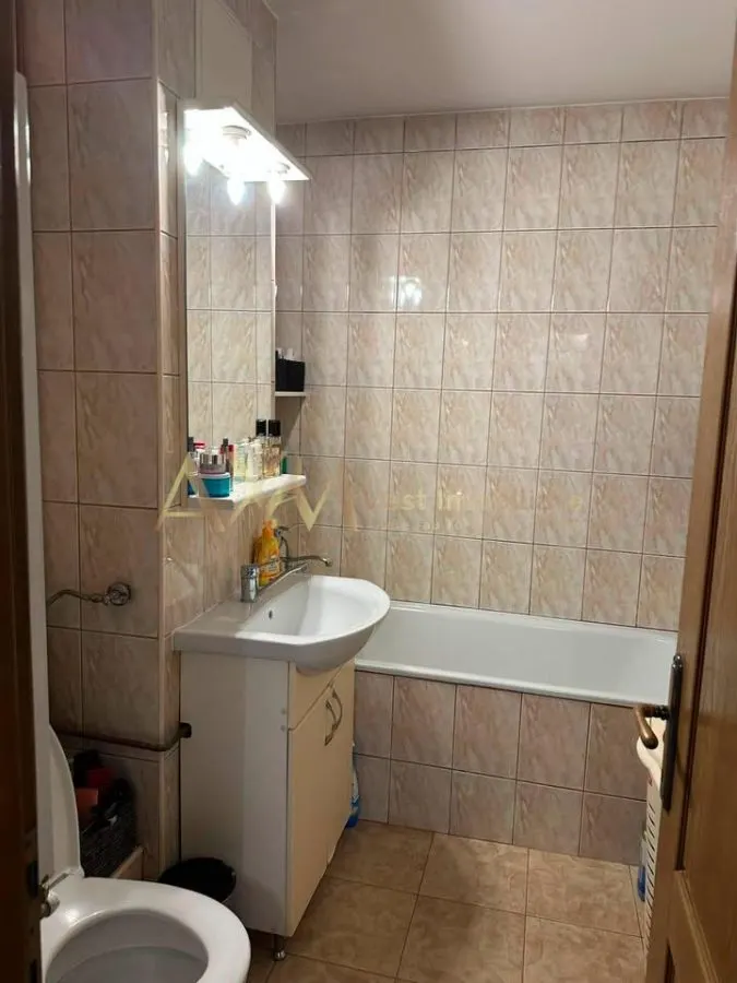 Vanzare apartament 3 camere - foto 10