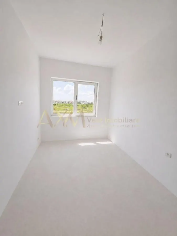 Vanzare apartament 2 camere - foto 2