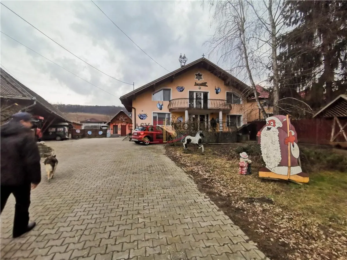 Casa 3 camere,2 bai,7 km de centrul orasului,Bardesti,Targu Mures - foto 2