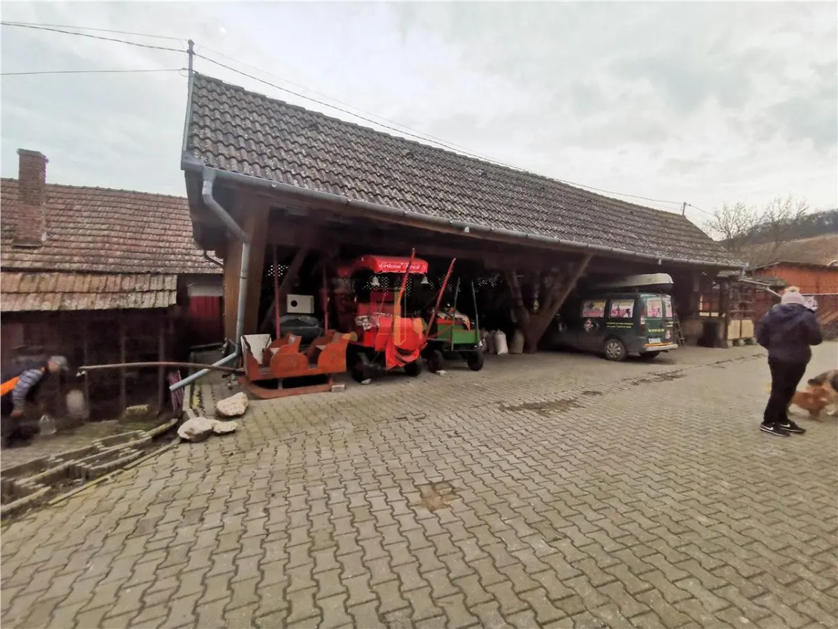 Casa, Vila, 3 camere, 2 bai, 7 km de centrul orasului, Bardesti,Targu Mures - foto 5
