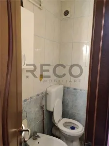 RECO Apartament cu 3 camere decomandat in cartierul Rogerius - foto 8