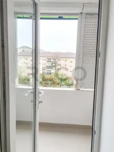 RECO Apartament cu 3 camere decomandat in cartierul Rogerius - foto 9