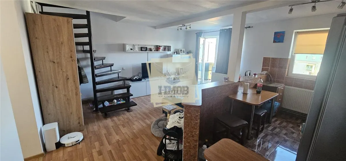 Apartament 3 camere 2 bai 2 balcoane zona Terezian - foto 3