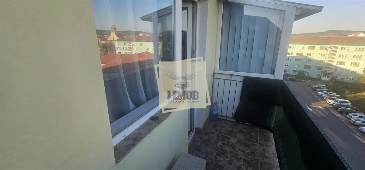 Apartament 3 camere 2 bai 2 balcoane zona Terezian - foto 9
