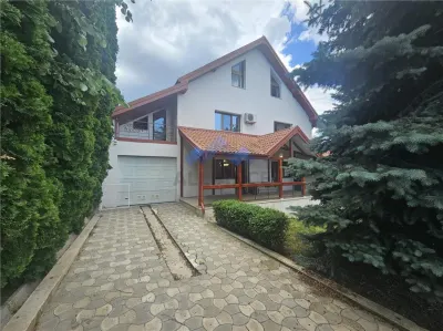 Vila nemobilata, spatioasa, Popas Pacurari - foto 2