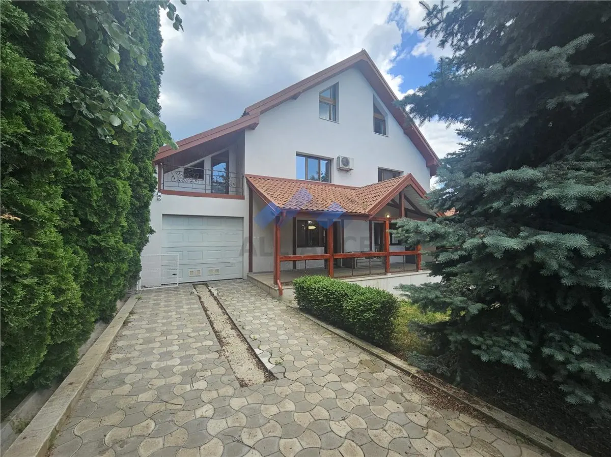 Vila nemobilata, spatioasa, Popas Pacurari - foto 2