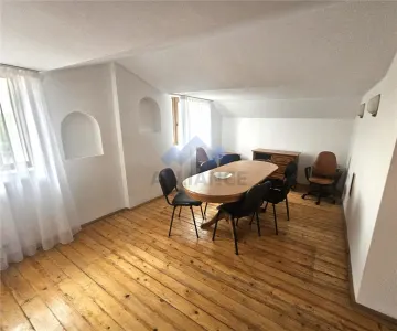Vila nemobilata, spatioasa, Popas Pacurari - foto 17