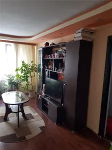Apartament 3 camere Dristor Benzinaria Mol - foto 2