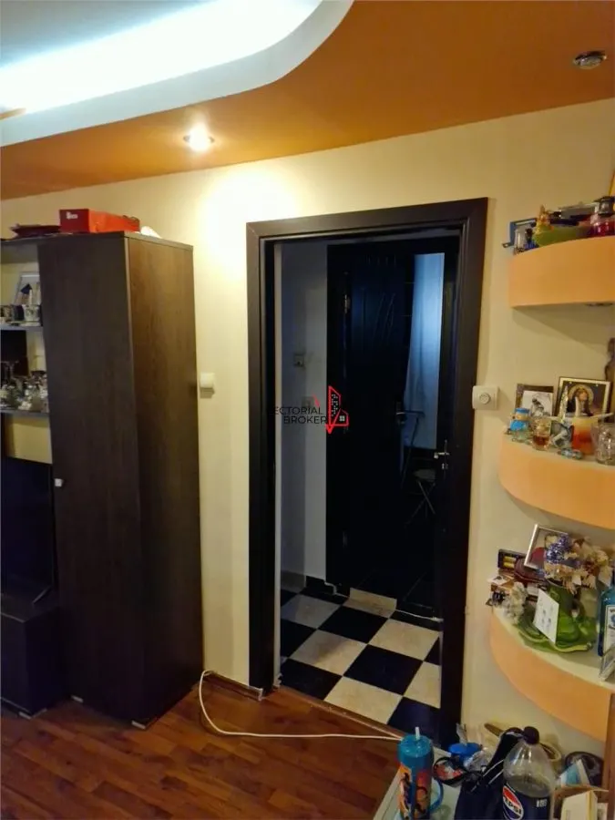 Apartament 3 camere Dristor Benzinaria Mol - foto 6