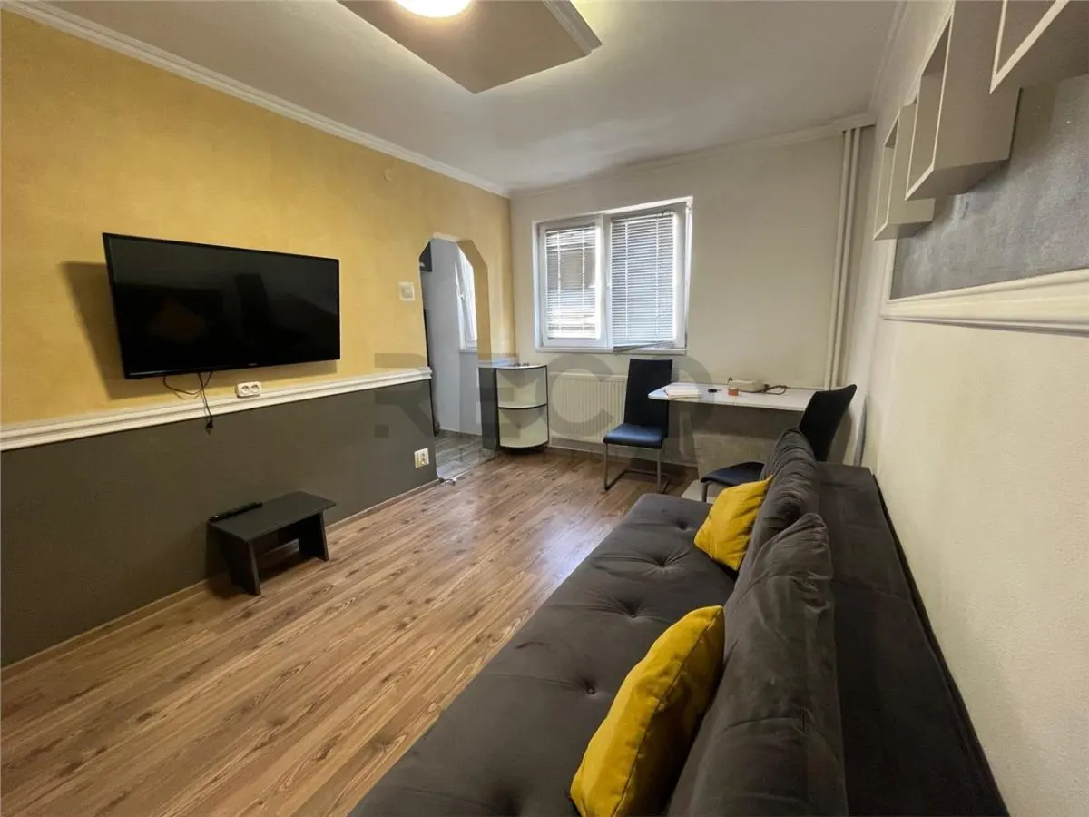 RECO Garsoniera 20 mp renovata etaj 1- Oradea - foto 4