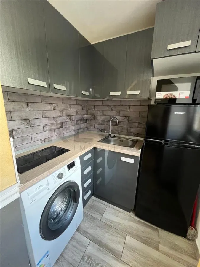 RECO Garsoniera 20 mp renovata etaj 1- Oradea - foto 7
