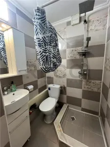 RECO Garsoniera 20 mp renovata etaj 1- Oradea - foto 9