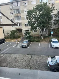 RECO Garsoniera 20 mp renovata etaj 1- Oradea - foto 10