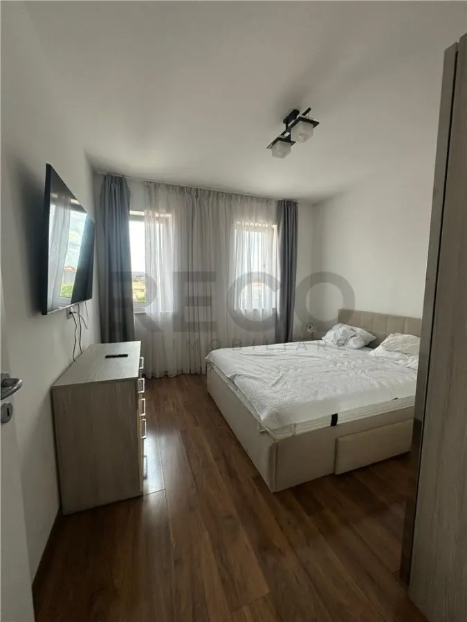 RECO Apartament cu o camera si balcon mare in Nufarul - foto 2