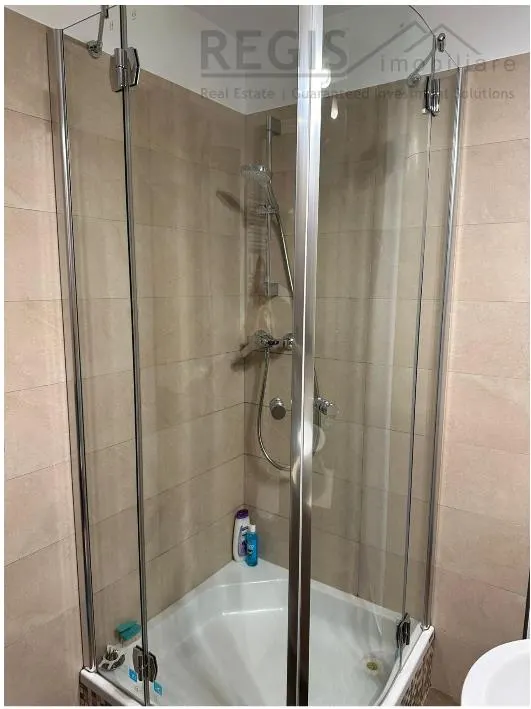 Apartament 2 camere modern cu loc de parcare Craiter - foto 13