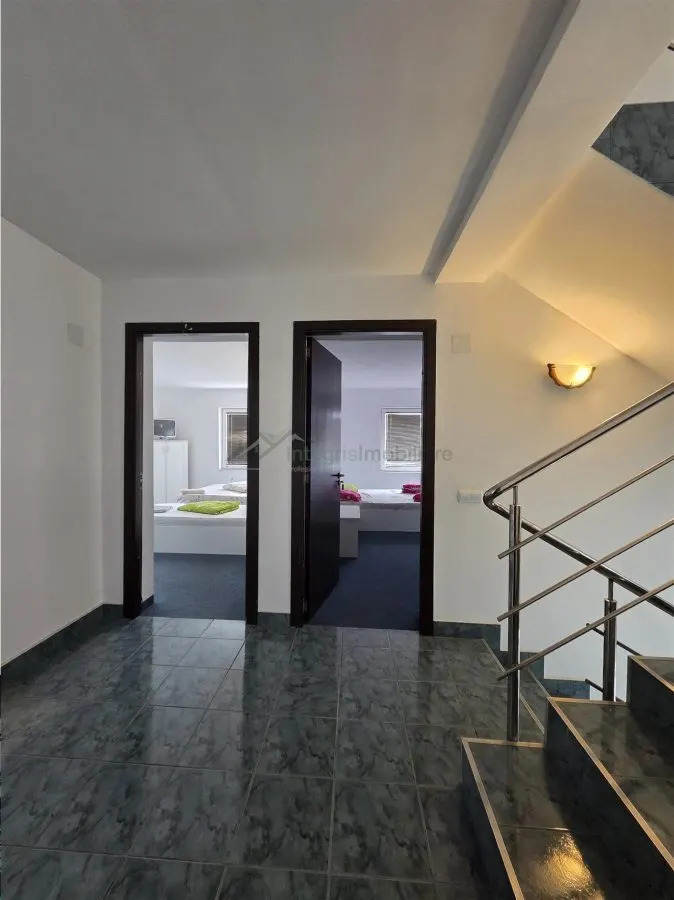 Casa tip pensiune, P+1E+M,9 camere,Baile ! Mai,Sanmartin;Bihor - foto 2