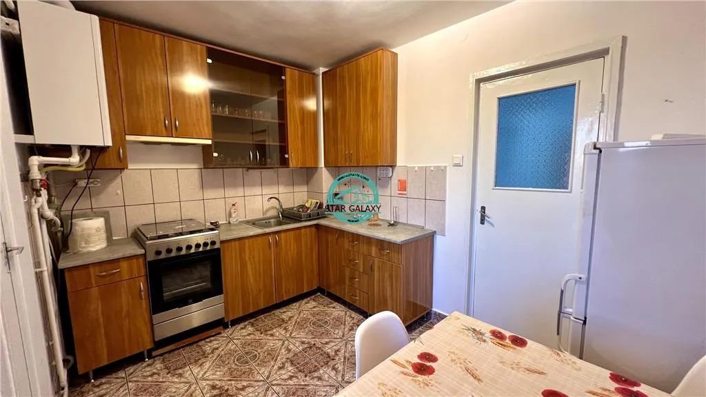 Inchiriez apartament cu 4 camere, complet mobilat zona Ultracentrala - foto 7