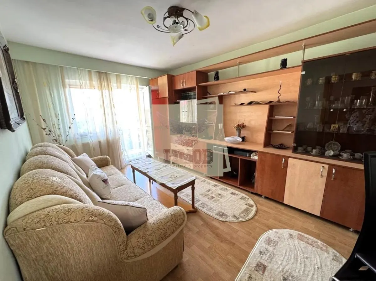 Apartament decomandat cu 3 camere 2 balcoane si pivnita in Valea Aurie - foto 3