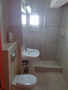 Apartament 2 camere in Ploiesti,  zona Caraiman - foto 8
