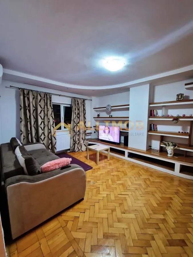 Apartament 2 camere in Ploiesti, zona ultracentrala - foto 2