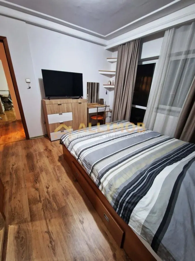 Apartament 2 camere in Ploiesti, zona ultracentrala - foto 5