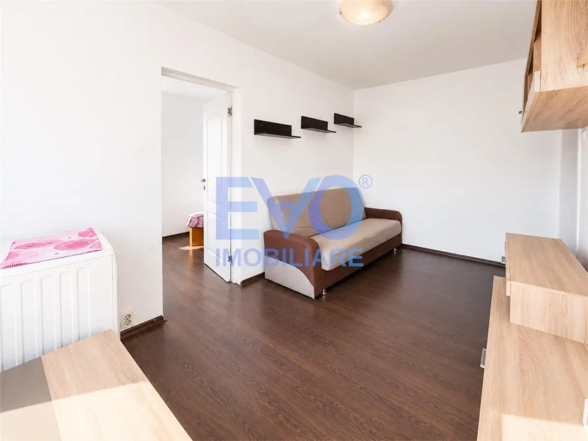 Apartament cu 3 camere, centrala termica, etajul 3, zona Tatarasi Iasi - foto 11