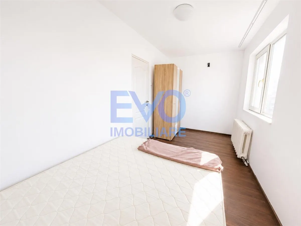 Apartament cu 3 camere, centrala termica, etajul 3, zona Tatarasi Iasi - foto 14