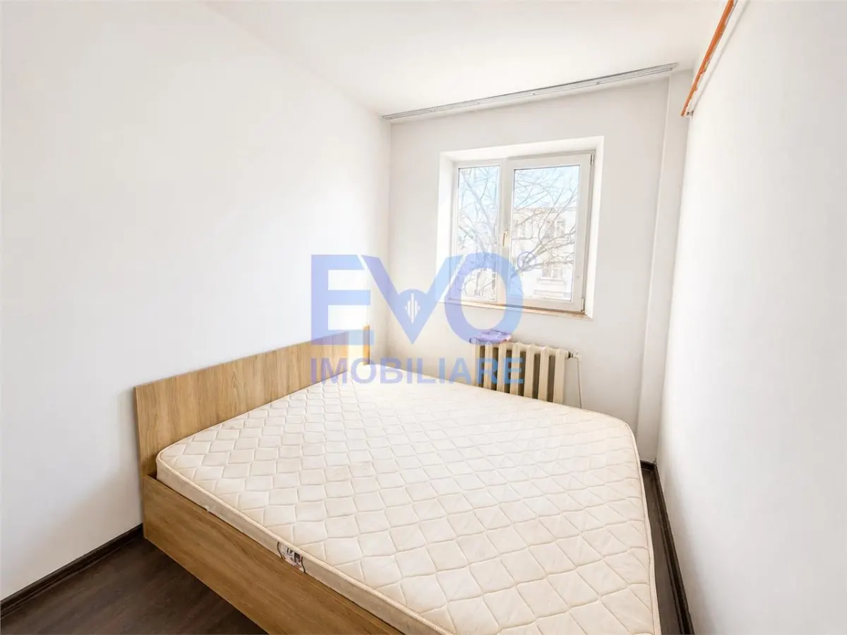 Apartament cu 3 camere, centrala termica, etajul 3, zona Tatarasi Iasi - foto 18