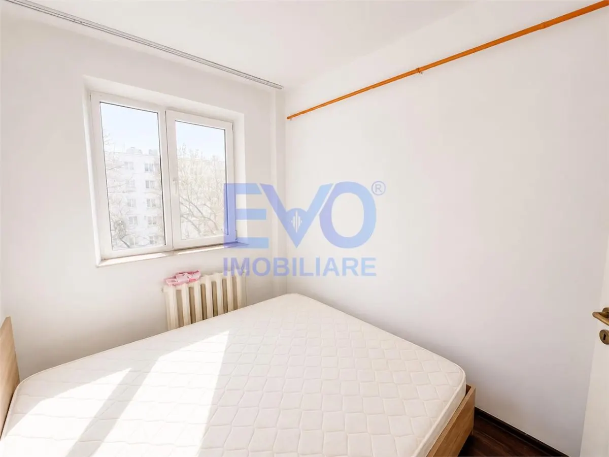 Apartament cu 3 camere, centrala termica, etajul 3, zona Tatarasi Iasi - foto 19
