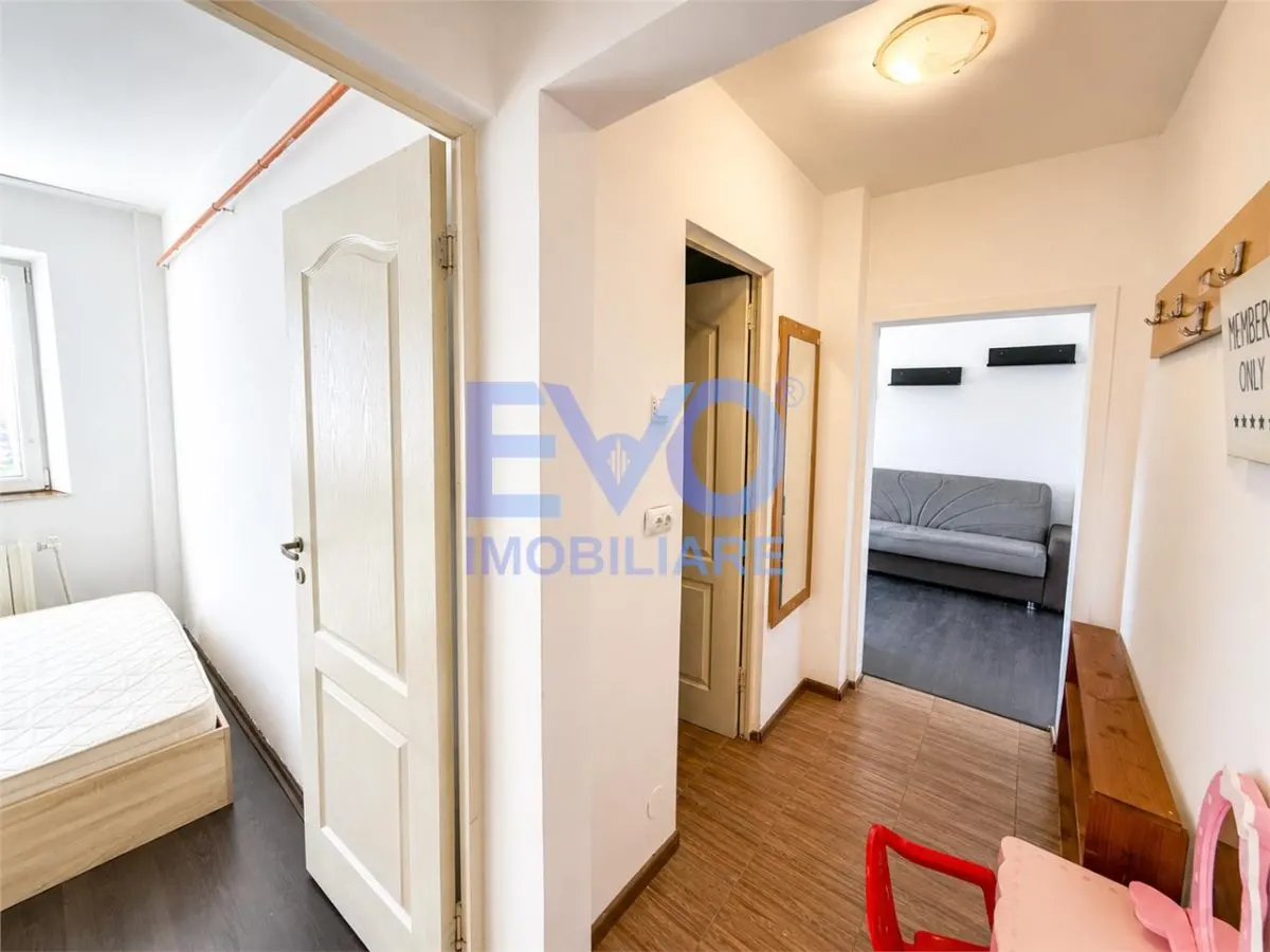 Apartament cu 3 camere, centrala termica, etajul 3, zona Tatarasi Iasi - foto 25