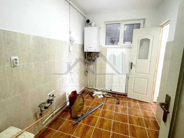 Apartament 3 camere Brașov - poza 4