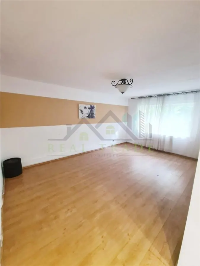 Apartament 3 camere, 2 bai, Astra- Carpatilor - foto 2