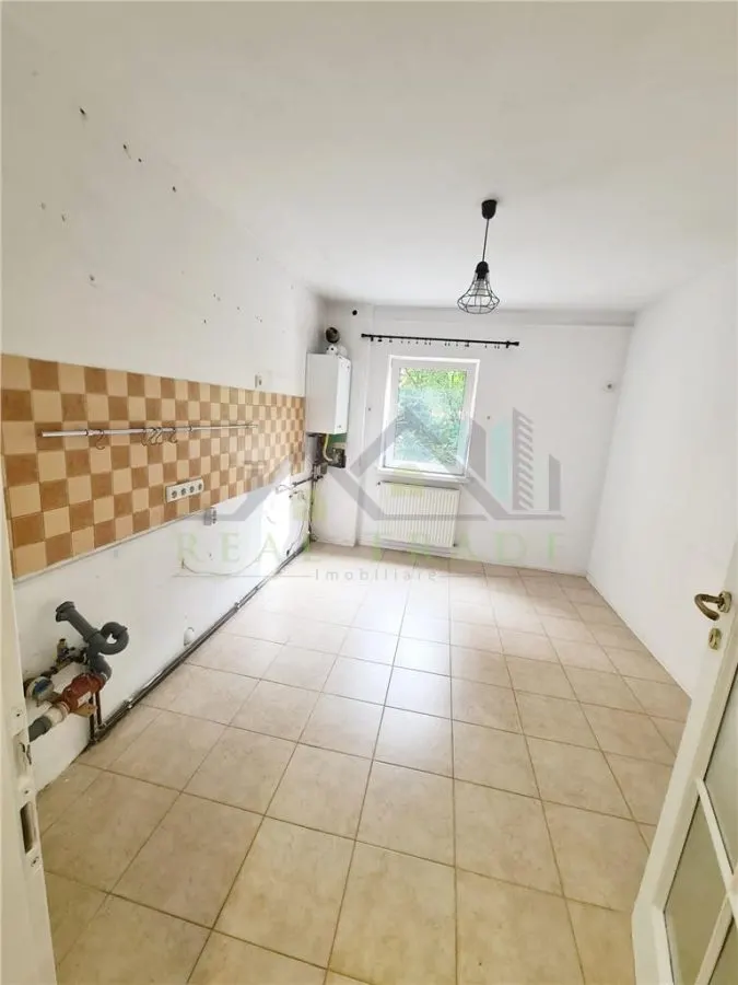 Apartament 3 camere, 2 bai, Astra- Carpatilor - foto 7