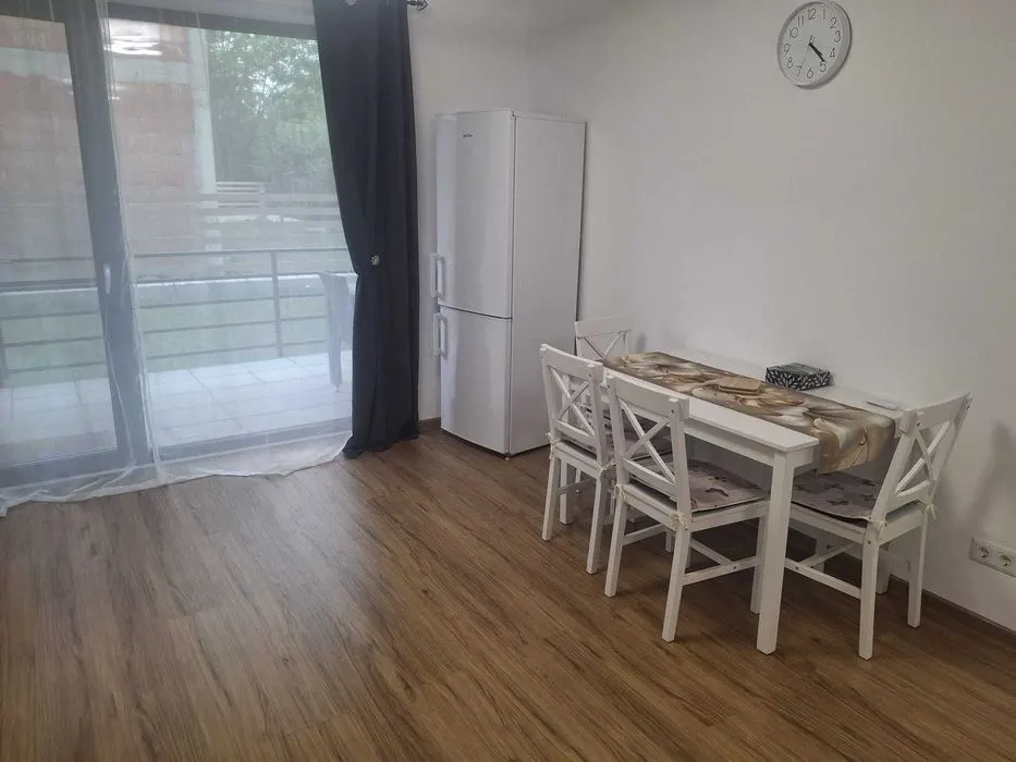 Inchiriez apartament - foto 2
