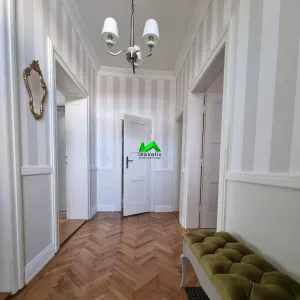 Apartament LUX de inchiriat 3 camere 2 bai Sibiu Ultracentral - foto 11