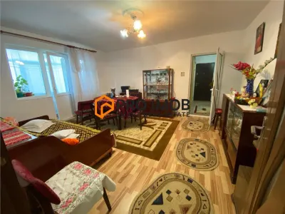 Apartament 2 camere cf 1 semidecomandat zona Berca - Berca