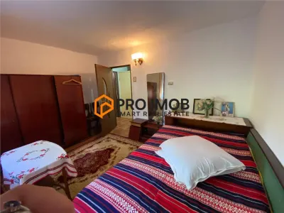 Apartament 2 camere cf 1 semidecomandat zona Berca - foto 3