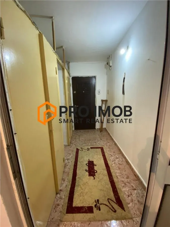 Apartament 2 camere cf 1 semidecomandat zona Berca - foto 7