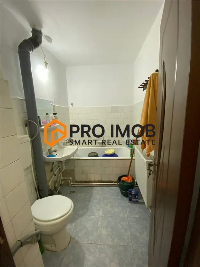 Apartament 2 camere cf 1 semidecomandat zona Berca - foto 10