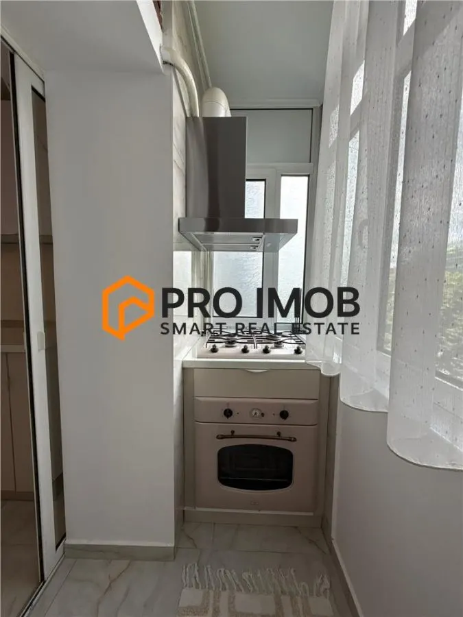 Apartament 2 camere cf 1 decomandat  zona Centru - foto 6