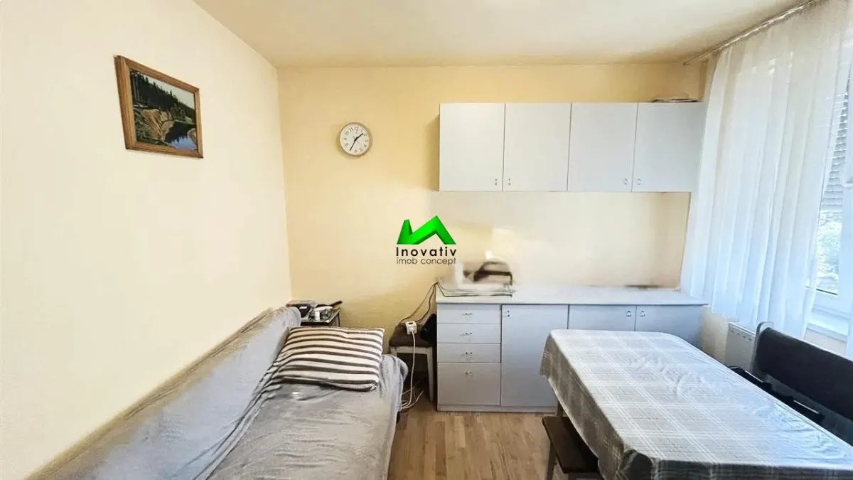Apartament de vanzare 3 camere Sibiu Cedonia - foto 4