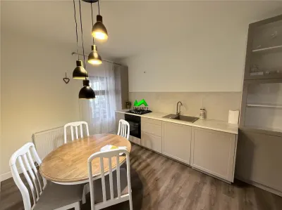 Casa individuala de inchiriat 3 camere Sibiu Central Rennes - foto 2