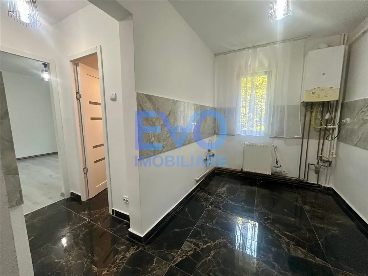 APARTAMENT 3 CAMERE DE VANZARE, ETAJUL 2, TATARASI - foto 10