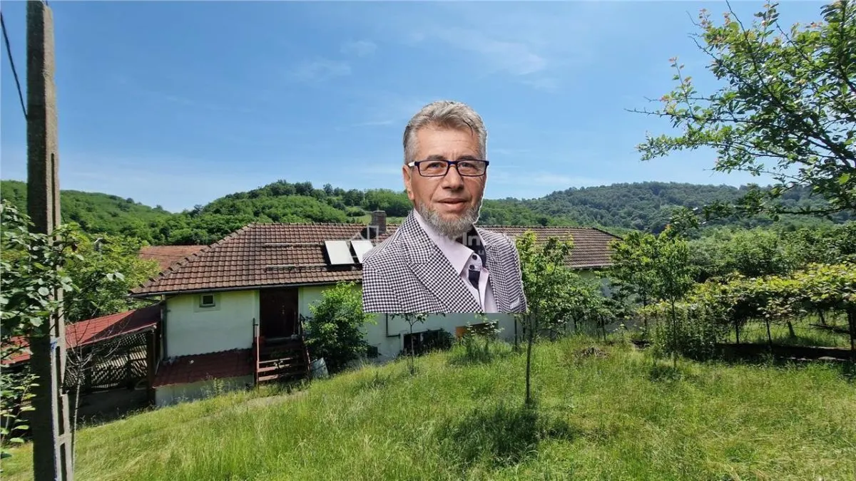 Farliug Service Auto 65.000 euro, Corp camere 45.000 euro - foto 1