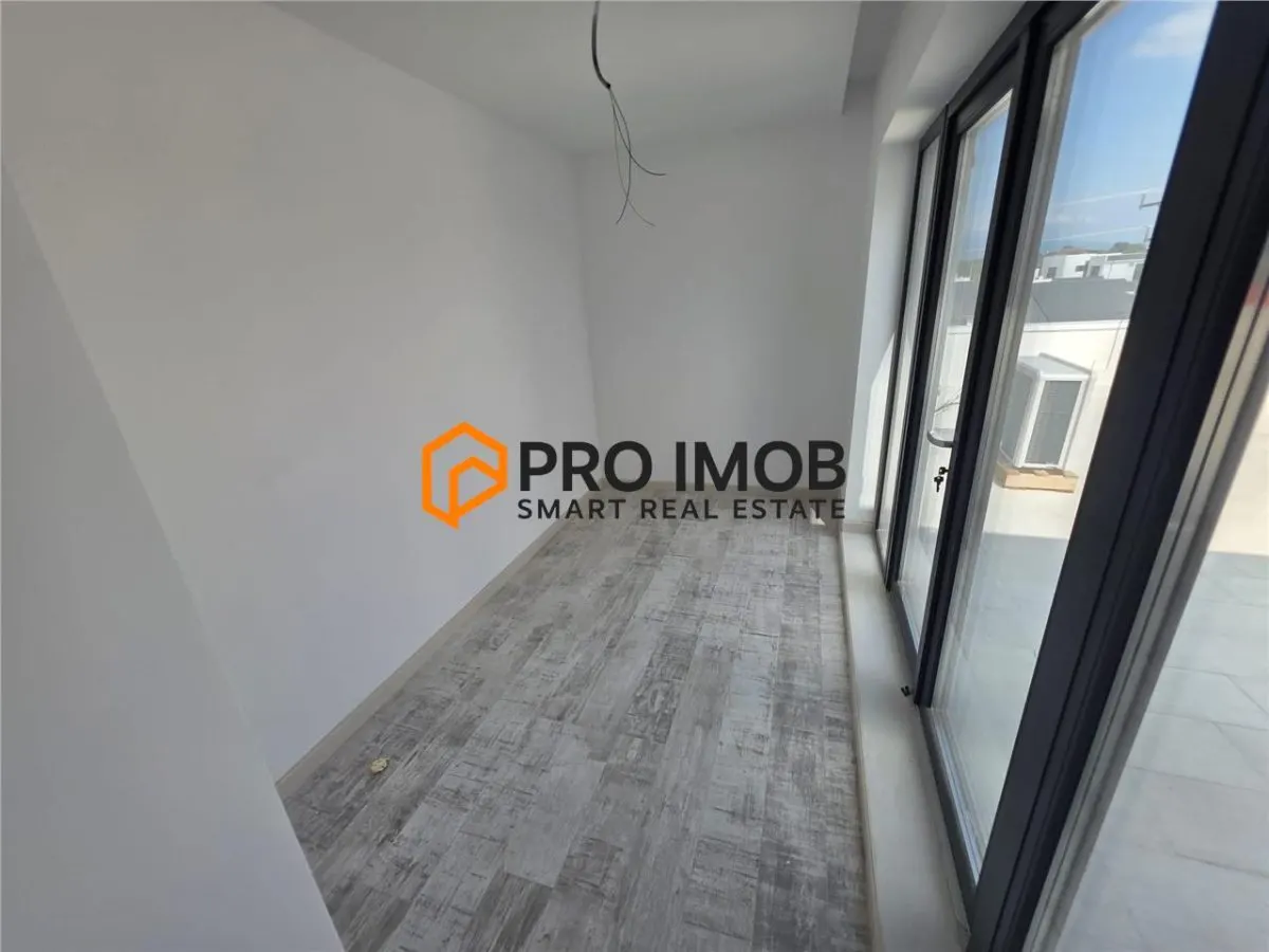 Patru unitati locative apartament tip Penthouse zona Campineanca - foto 11